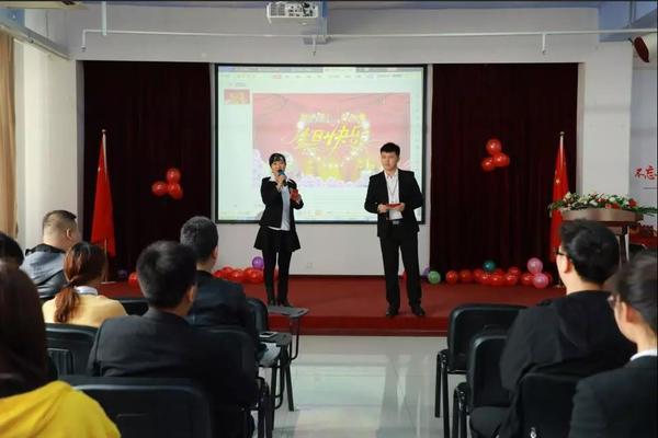 乾港集團(tuán) 乾港集團(tuán)